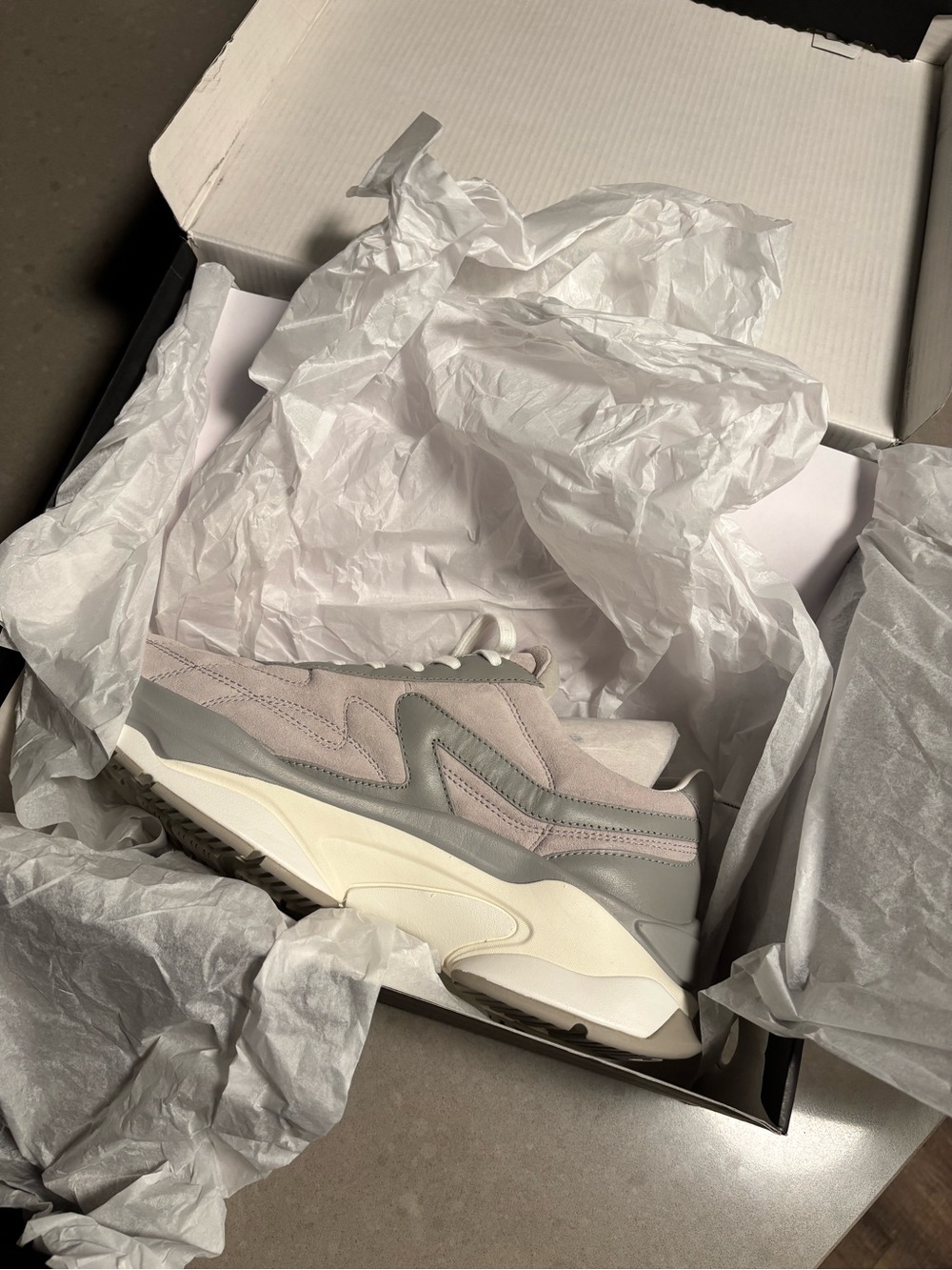 NWT rag & bone Quilted Suede Platform Sneaker in Light Gray and Off-White - Picture 15 of 16